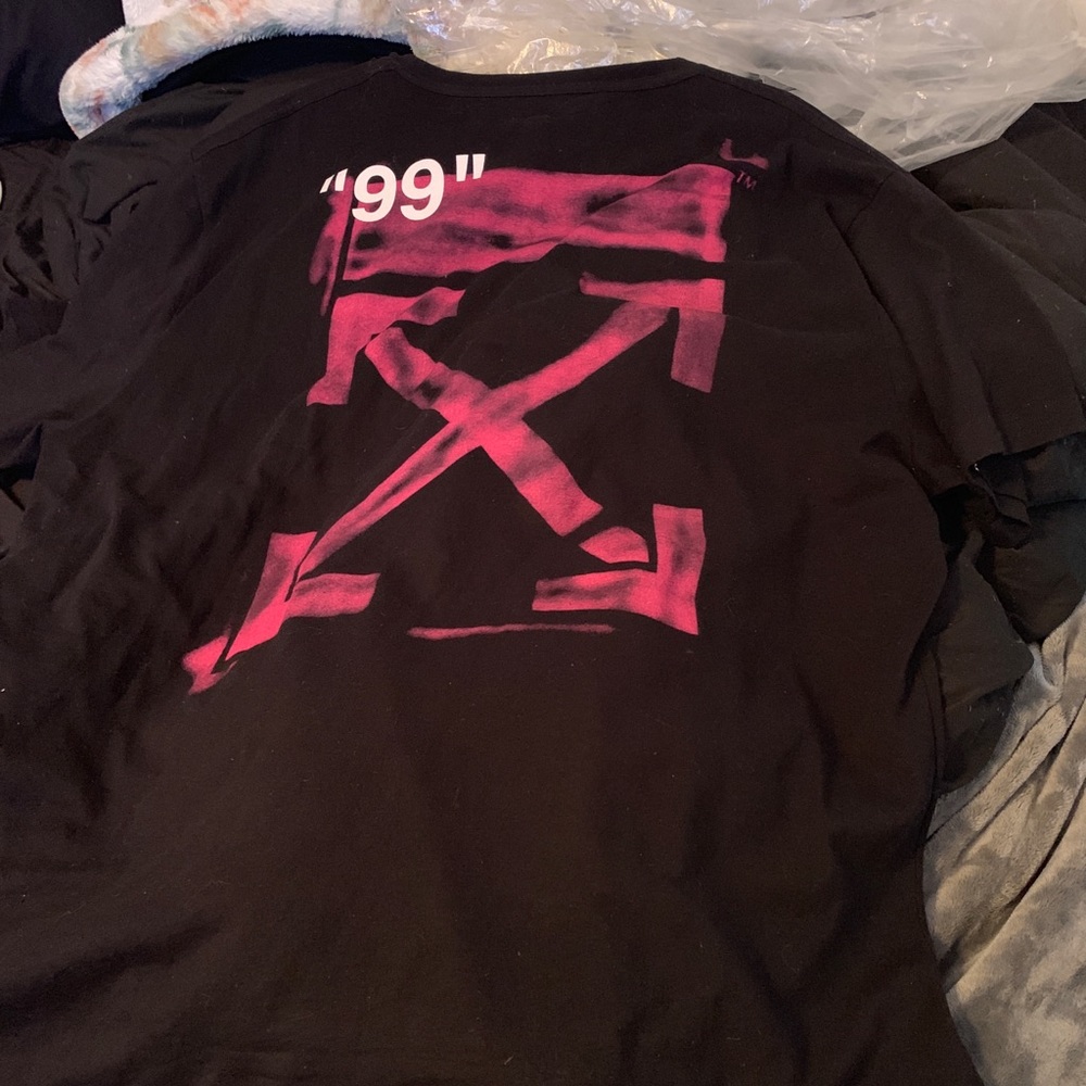 Off white t shirt